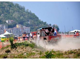 Belediye Başkanı Kerim Aksu, Off-road Yarışlarında Pilot Koltuğunda