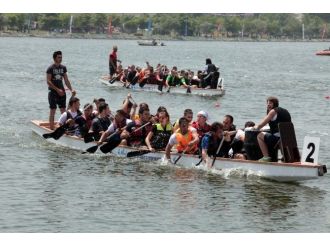 4. Uniçek Küçükçekmece Su Sporları Festivali Başladı