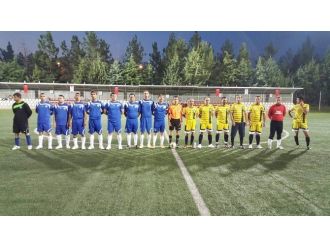 Kurumlar Arası Turnuvada Adıyaman Belediyesi Takdir Topluyor