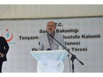 Açılış Törenine Katıldı