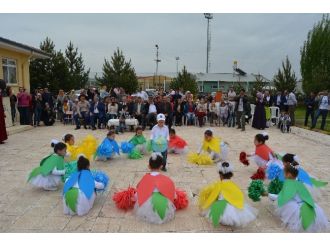 Tercan Anaokulu Öğrencileri’nin Yılsonu Etkiniği