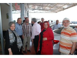Adaylar Galericileri Gezdi