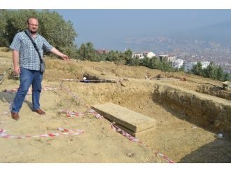 Gemlik’te 2200 Yıllık Lahit Bulundu