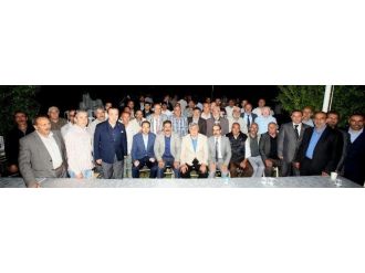 Başkan Karaosmanoğlu, Başiskele Erzurumlular Derneği’ni Ziyaret Etti