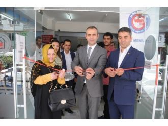Cizre’de Okul Yararına Fotoğraf Sergisi Açıldı