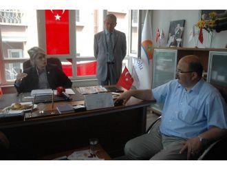 Emine Ülker Tarhan, ‘Agazete’ Ailesiyle İle Kahvaltıda Buluştu