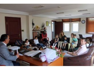Arifiyeli Miniklerden Başkana Ziyaret