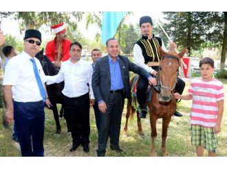 Ceyhan Kırım Türkleri Bir Araya Geldi