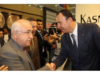 Tbmm Başkanı Cemil Çiçek’ten Kaşmir Halı’ya Övgü Yağdı