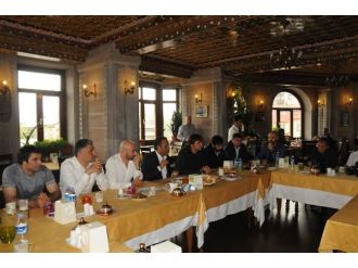 Efsaneler B.b. Erzurumspor’a Talip