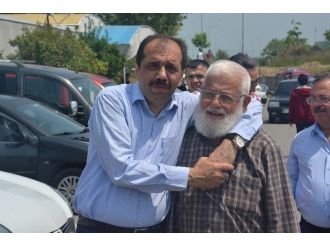 Ak Parti Trabzon Milletvekili Adayı Muhammet Balta Dur Durak Bilmiyor