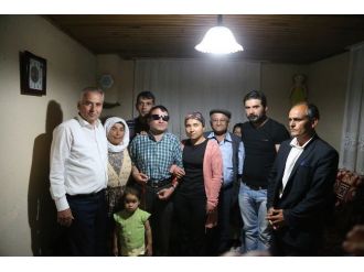 Başkan Zolan Kız İstedi