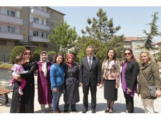 Başkan Köşker, Parkı Vatandaşla Birlikte Denetledi