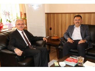 Yozgat Valisi Yazıcı Ve Milletvekili Soysal’dan Rektör Karacabey’e Ziyaret