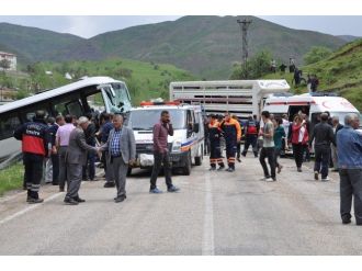 Tunceli’deki Kaza Mobese’ye Böyle Takıldı