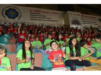 Doğal Ritim Orkestrası Bin Çocukla Konser Verdi