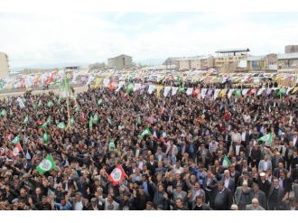 Figen Yüksekdağ Van’da