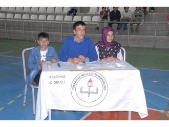 Tuşba’da Ortaokullar Arası Bilgi Yarışması