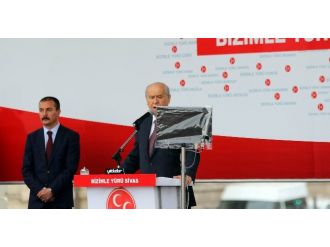 ’’Yine Boyundan Büyük Laflar Etmiş’’