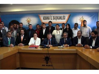 Ak Parti’ye Büyük Katılım