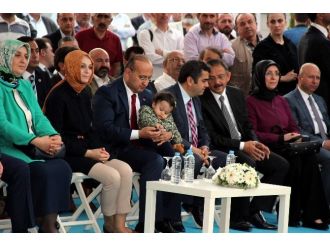 Başbakan Yardımcısı Akdoğan: “Biz Millete Sevdalı Bir Kadroyuz”