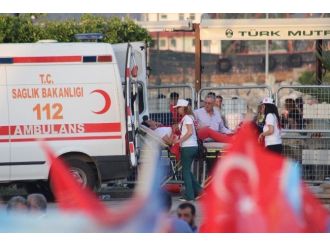 Kılıçdaroğlu’nu Beklerken Bayıldı