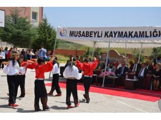 Vali Tapsız, Musabeyli’de Kermes Ve Sergi Açılışlarına Katıldı