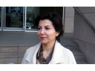 Sedef Kabaş’a İlk Duruşmada Beraat