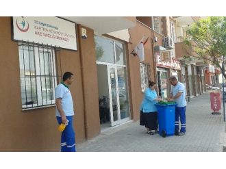 Kartepe’de Plastik Çöp Kovası Dağıtımları Sürüyor