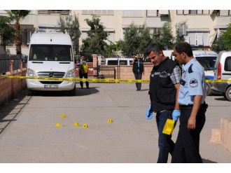 Antalya’da Etrafa Ateş Eden Şahıs Paniğe Neden Oldu
