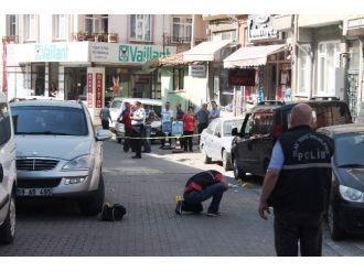 Komşu Esnafın Tartışması Kanlı Bitti: 1 Ölü