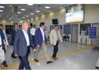 Tobb Başkanı Hisarcıklıoğlu Ntso Yönetimi İle Biraraya Geldi