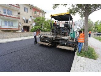 Erzincan Belediyesi Asfaltta Yunus Emre Mahallesinde