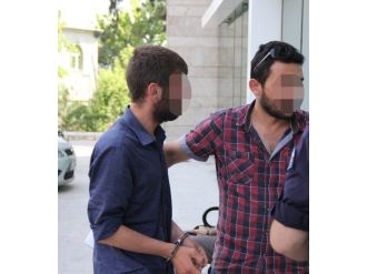 Uyuşturucu Satarken Yakalandı