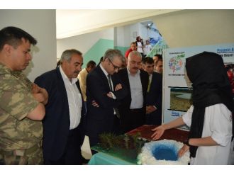 Tercan Anadolu Lisesi Tübitak 4006 Bilim Fuarı Açılışı Yapıldı
