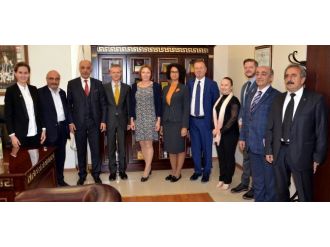 İşadamlarına, Schengen Vizesi Anlatıldı