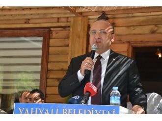 Başbakan Yardımcısı Yalçın Akdoğan: