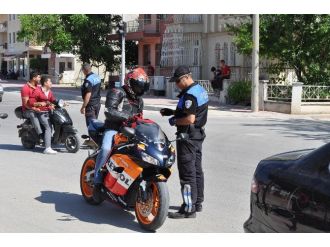 Korkuteli İlçesinde Motosiklet Denetimleri Aralıksız Sürüyor