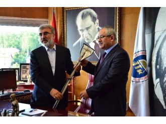 Bakan Yıldız: “Yerli Kömürden Vazgeçmemeliyiz”