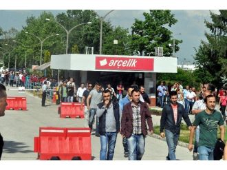 Bolu’da İşçilerden İşçilere Alkışlı Destek