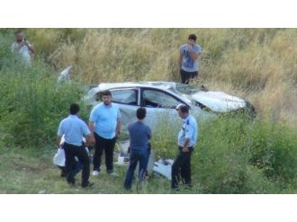 Otomobil Uçuruma Yuvarlandı: 1 Ölü