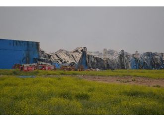 Cam Fabrikasındaki Yangın Söndürüldü