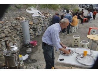 Havaların Isınmasıyla Semaver Çayı Görücüye Çıktı