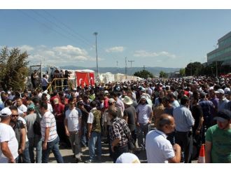 Oyak Renault’ta İşçiler İşbaşı Yaptı