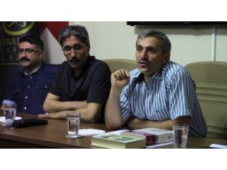 Elazığ’da ‘Fatih Ve Fetih Ruhu’ Konulu Panel Yapıldı