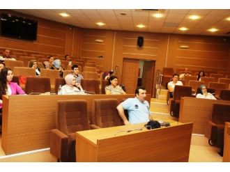 Büyükşehir’in Eğitimcilerine İletişim Semineri