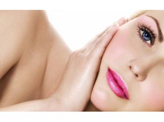 Cilt Lekeleri Yazın Artıyor