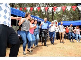 Balkan Türkleri Hıdrellez Şenliği’nde Coştu