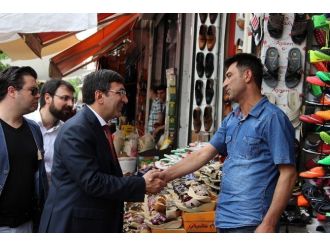 Bakan Yılmaz, Dur Durak Bilmiyor