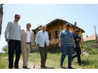 50 Yıl Sonra Memleketine Ziyarete Geldi